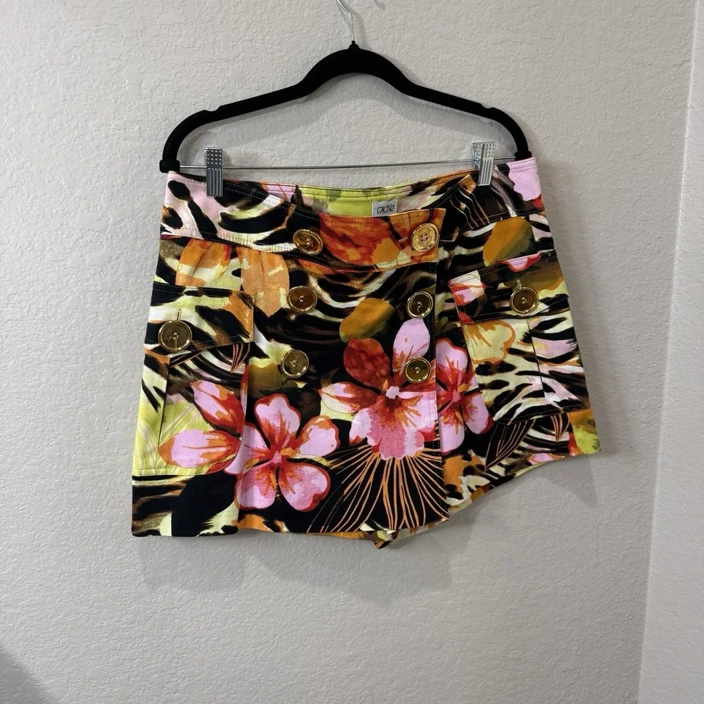 Caché vintage 90s